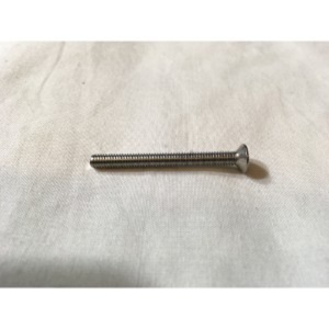 Screw M4 x 40 mm Flat Head Stainless Steel Phase Screw M4 x 40 mm Flat Head Stainless Steel Phase